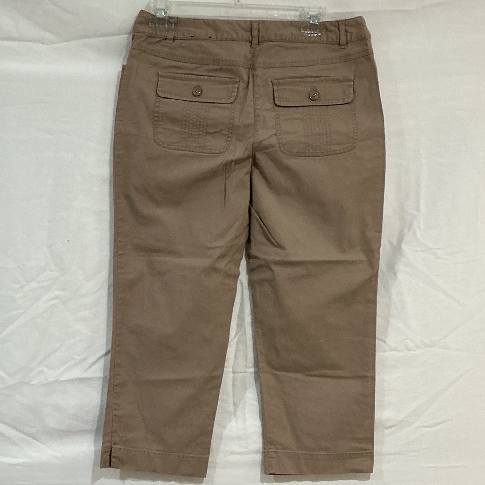 Axcess Khaki Capris with Front Patch Pockets - Picture 5 of 9